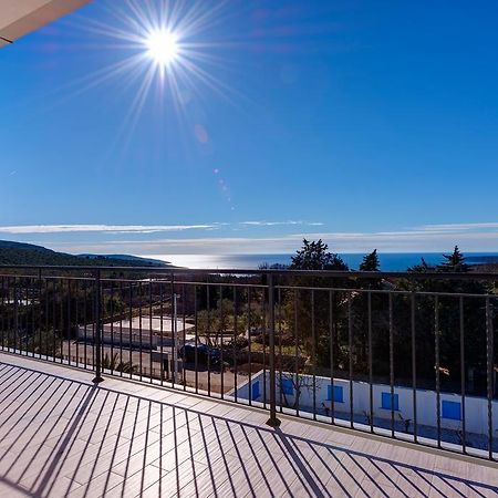 Villa Sandy Apartments Tivat Bagian luar foto